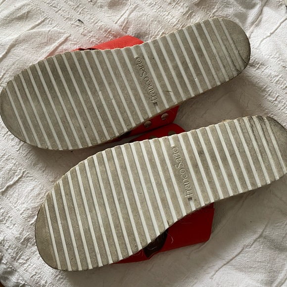 Franco Sarto orange platform sandals in size 7 - Picture 3 of 3